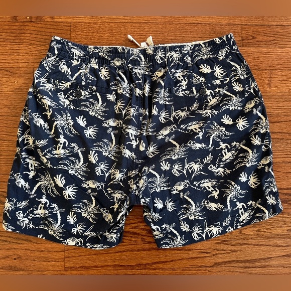j Crew dock shorts - Picture 2 of 5